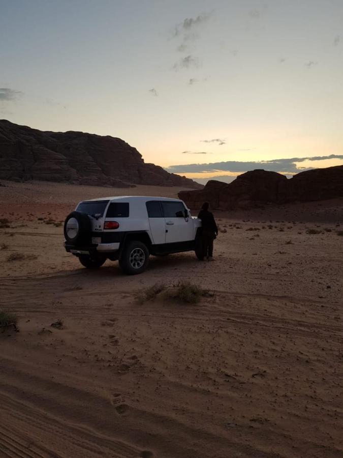 Nights With Bedouin & Jeep Tours Panzió Rum vádi Kültér fotó